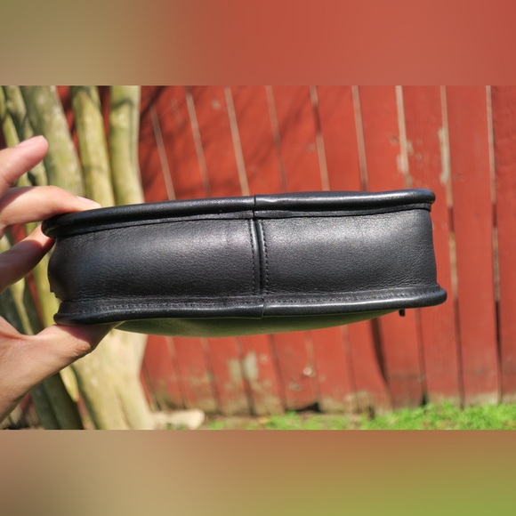 Vintage COACH Carnival Bag No. 9925 🖤 - Picture 2 of 9